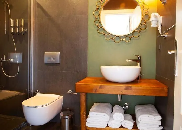 Payam Butik Bed & Breakfast 4*